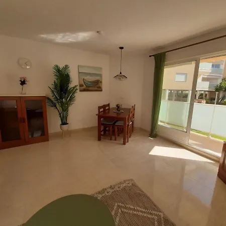 Apartment Two Bed Two Bathrooms Ground Floor With Pool View